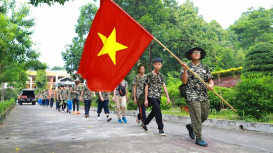 Học sinh khối 6 FPT Schools tham gia rèn luyện tập trung “Khủng Long nhập ngũ” tại Đại học Lâm Nghiệp